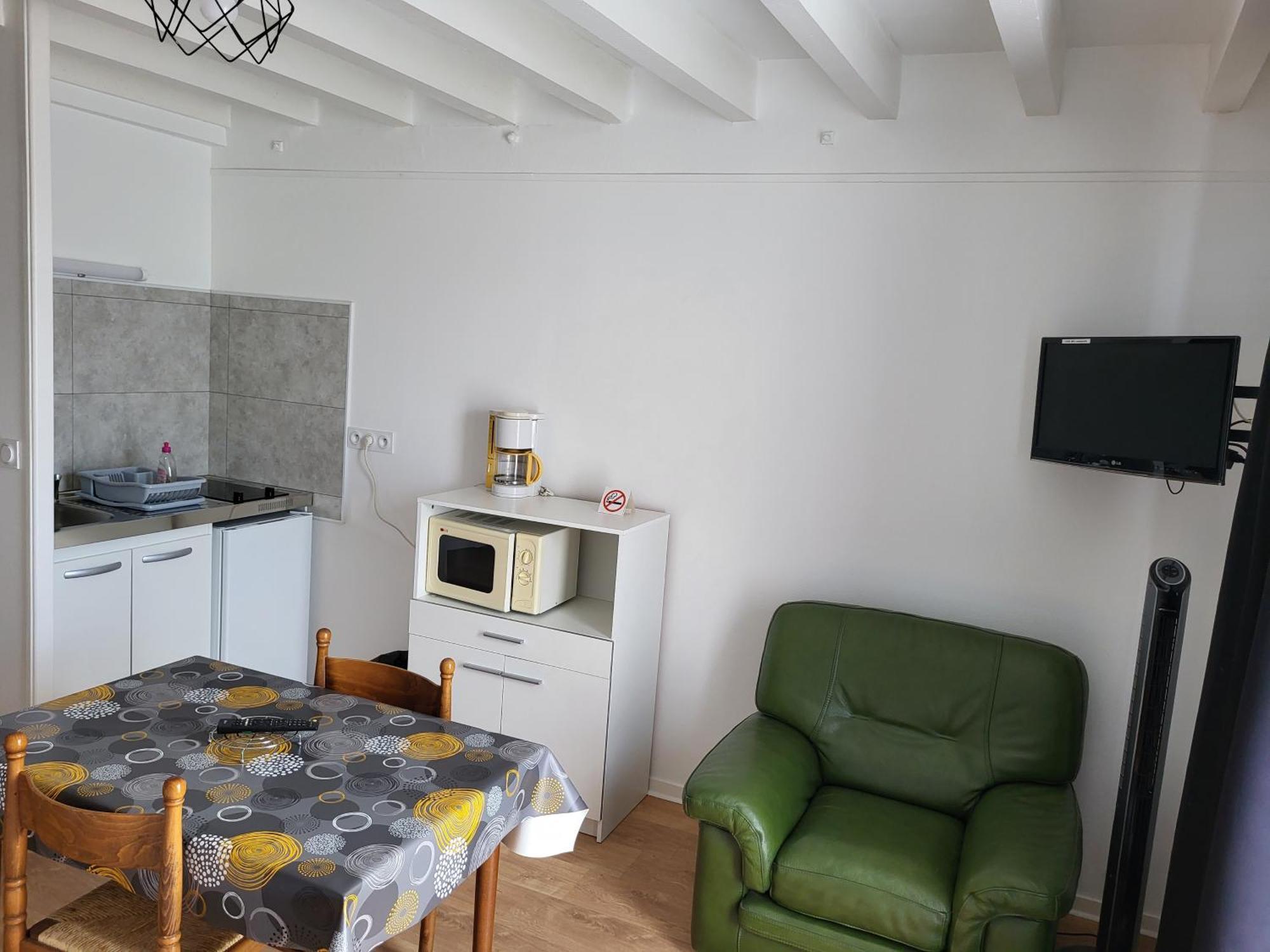 Saint-Laurent-Nouan Hotel Le Verger מראה חיצוני תמונה