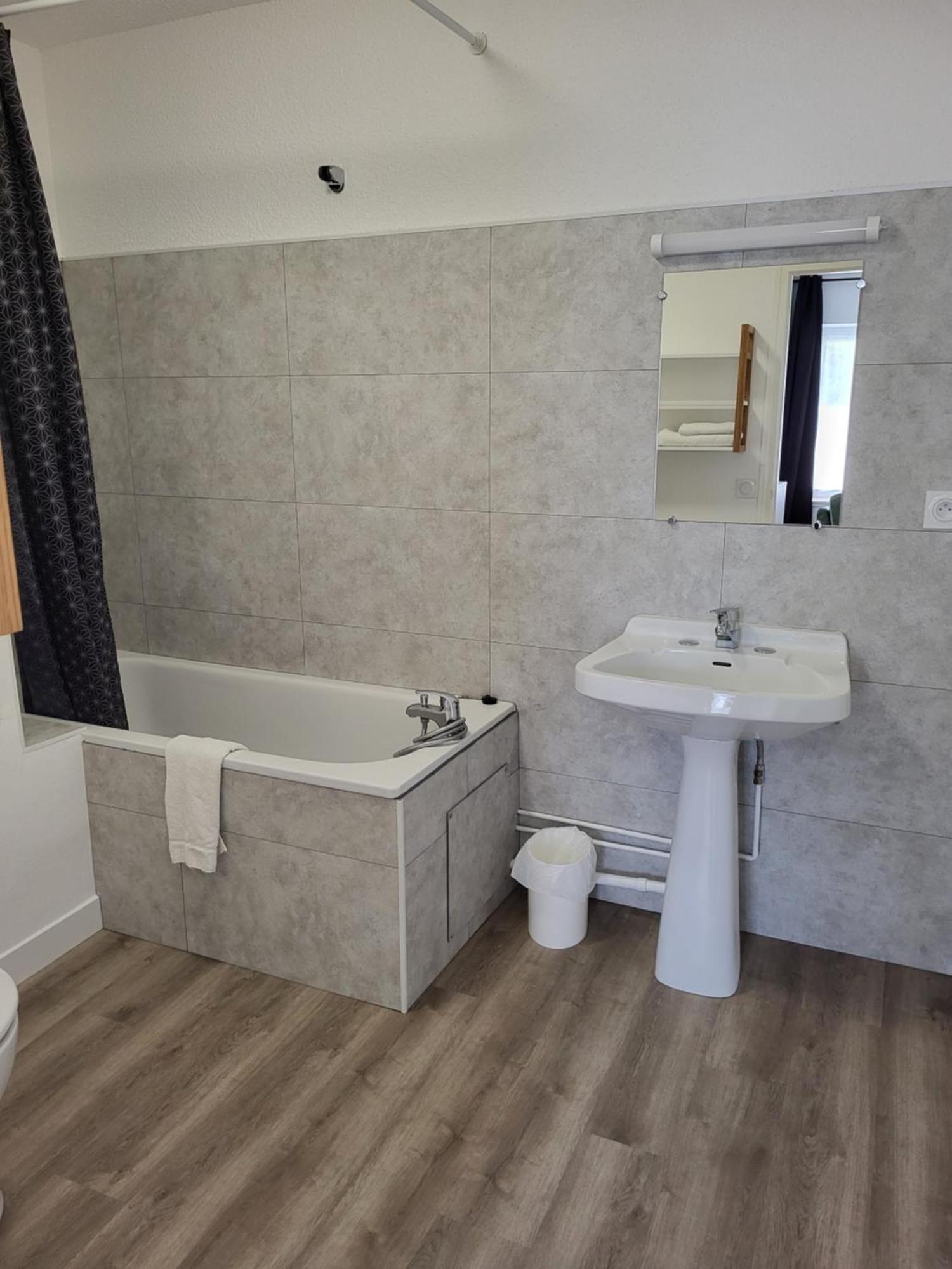 Saint-Laurent-Nouan Hotel Le Verger מראה חיצוני תמונה
