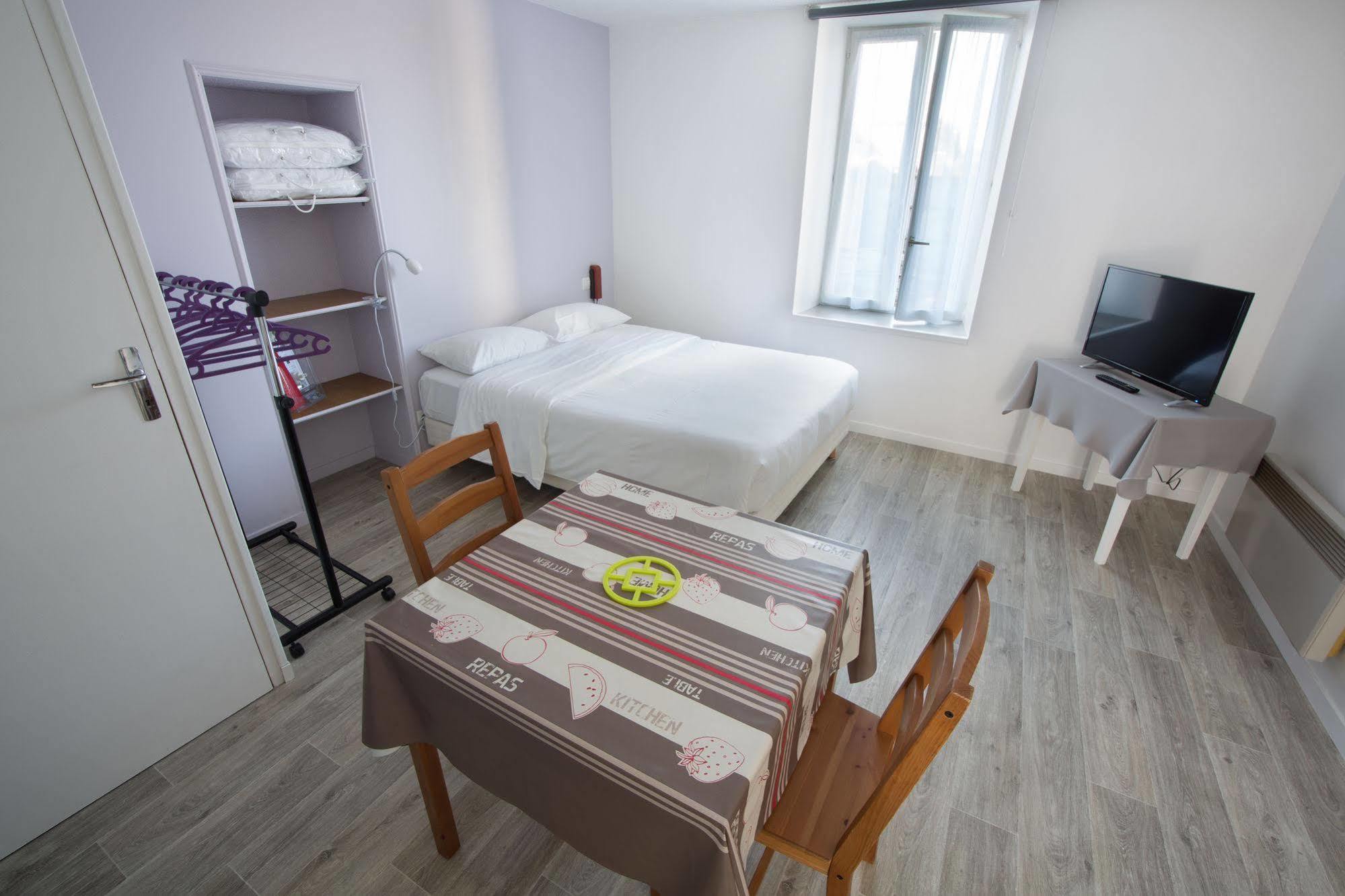 Saint-Laurent-Nouan Hotel Le Verger מראה חיצוני תמונה